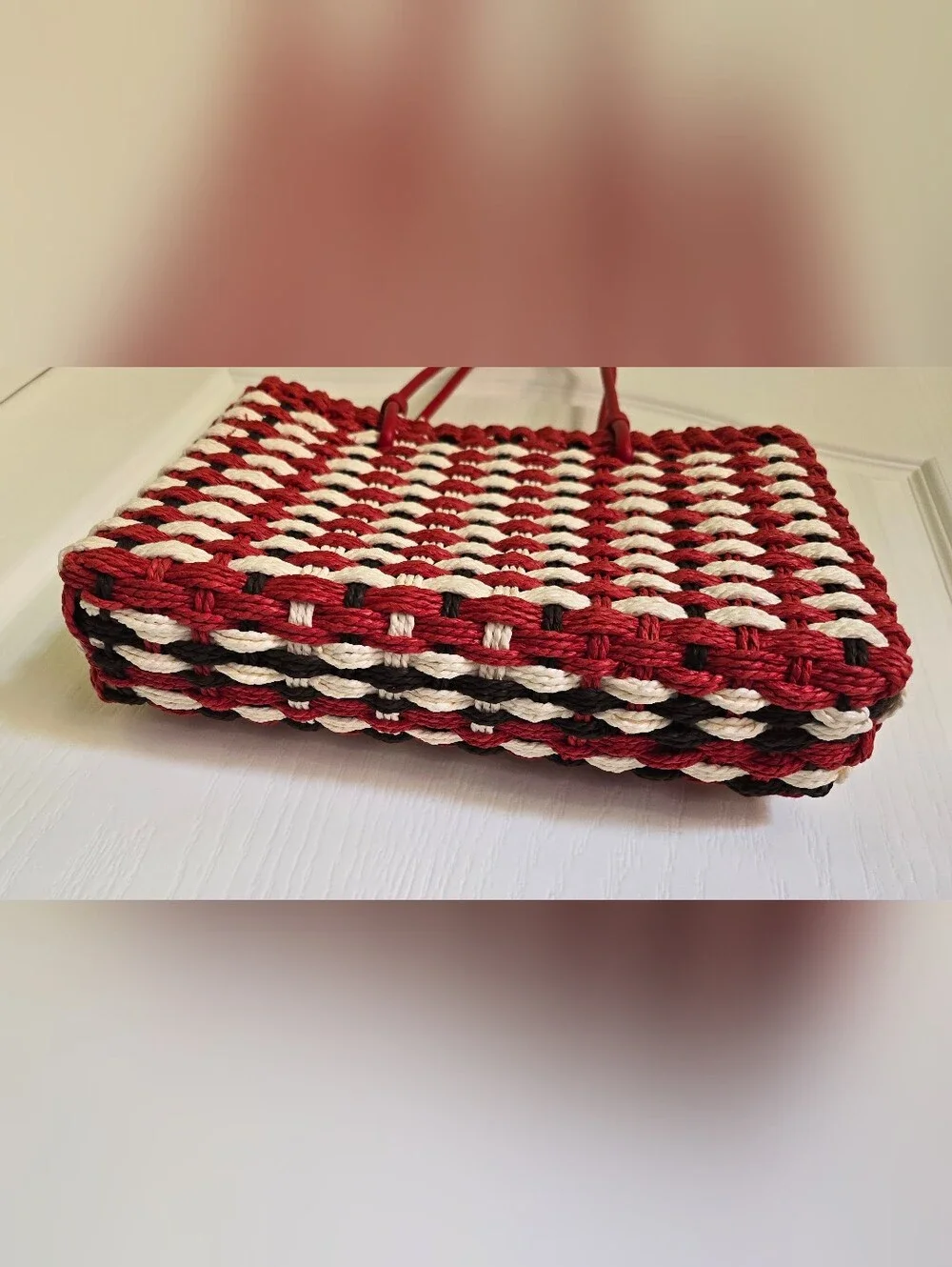 NWT ZARA Stylish Red & Cream Woven Tote Bag, Size 11.4